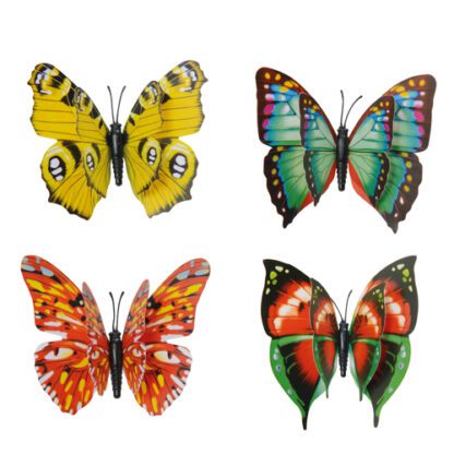 Papillons ailes doubles : 50 pièces Sur pique en bois Double paires d'ailes Dimensions hors pique : H. 10 cm | Ø 10 cm Couleurs : multicolore Modèles aléatoires Matière : papier plastifié Référence : 7392 Décoration glaces et cocktails - Mondo Déco entreprise française