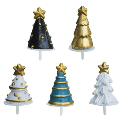 sapins volume en résine : 200 pièces Assortiment aléatoire Sur pique en plastique Dimensions hors pique : H. de 3,4 à 3,9 cm Matière : résine Couleur : multicolore Référence : 3066 Décors pâtissiers Thème : Fêtes de fin d'année - Mondo Déco entreprise française