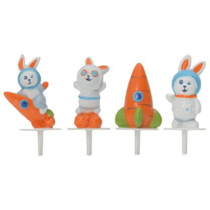 Lapins spationautes : 200 pièces Sur pique en plastique Dimensions hors pique : H. 4 cm Matière : résine Couleur : blanc, vert, orange Référence : 1108 Décors pâtissiers Thème : Pâques - Mondo Déco entreprise française